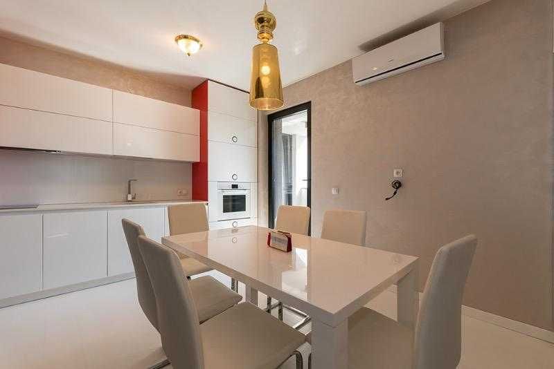 Дава се под наем Тристаен апартамент в София, Хиподрума - 94 кв.м за 450 € - Снимка #2