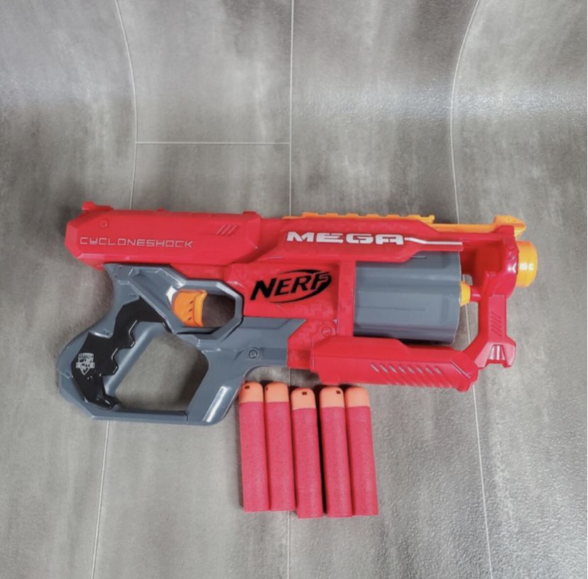 Nerf Cycloneshock cu 6 gloante mega