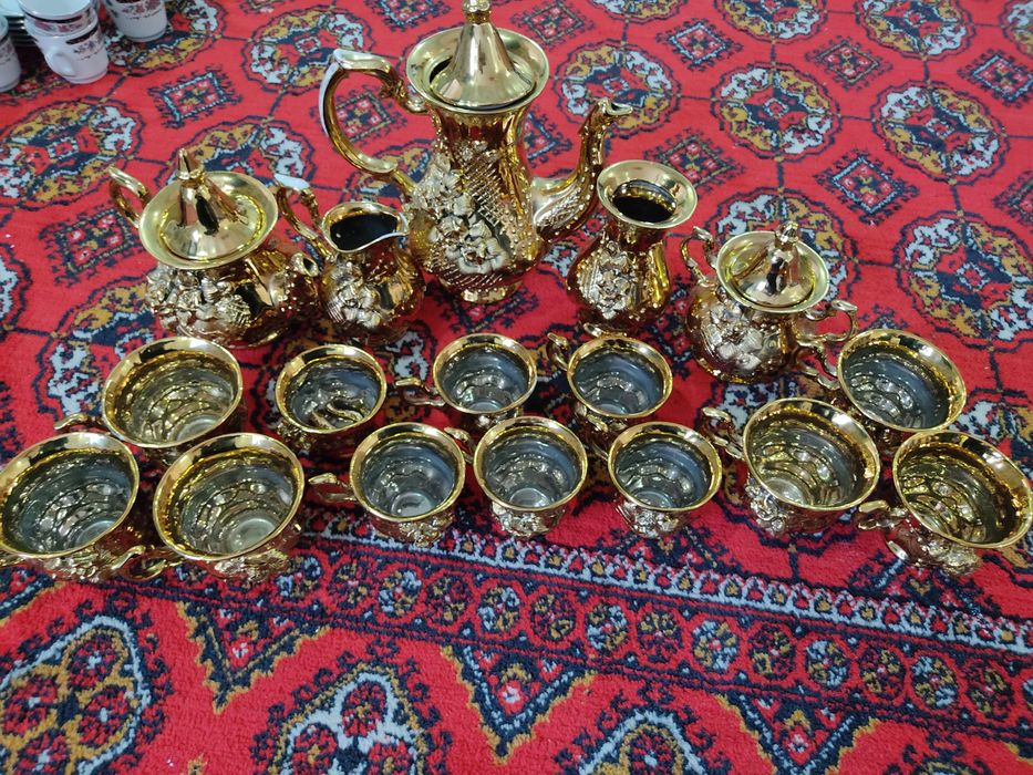 Сервесная посуда б/у