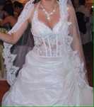 Vand rochie de mireasa