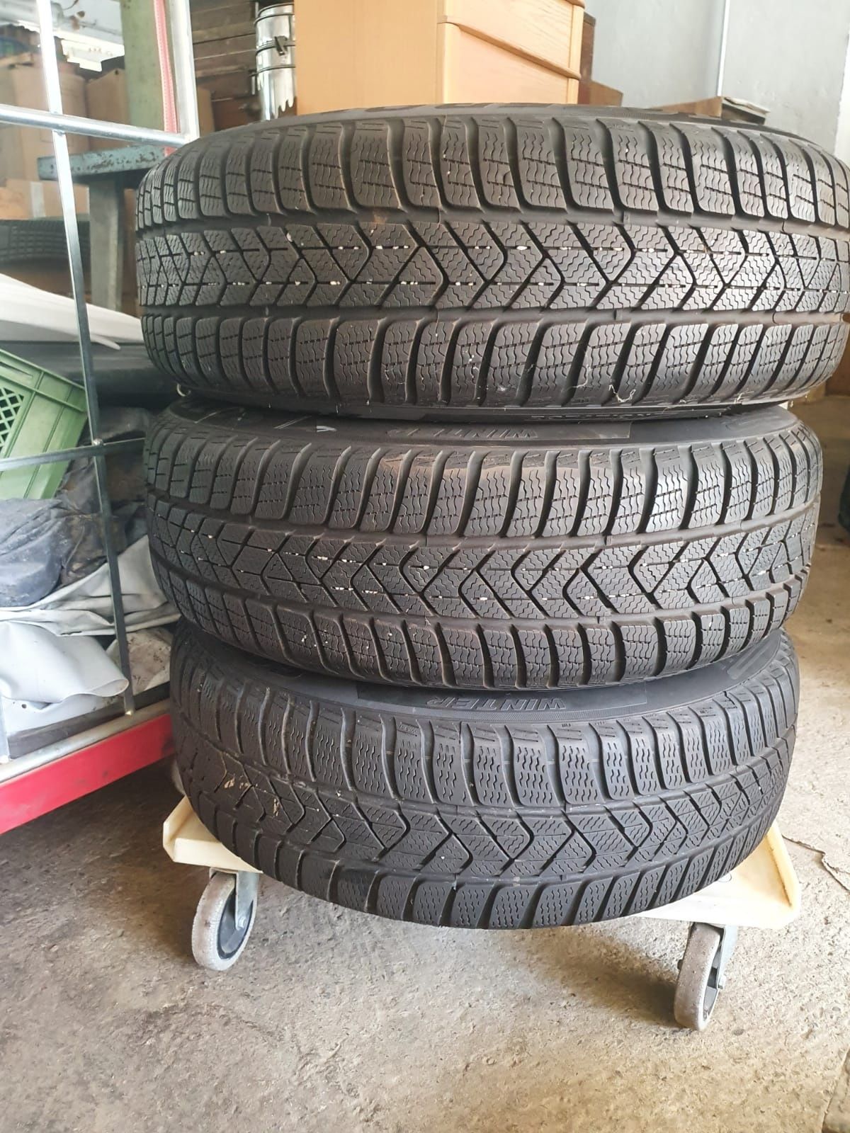 Jante BMW X2 17" Cauciucuri de Iarna 206/60 R17