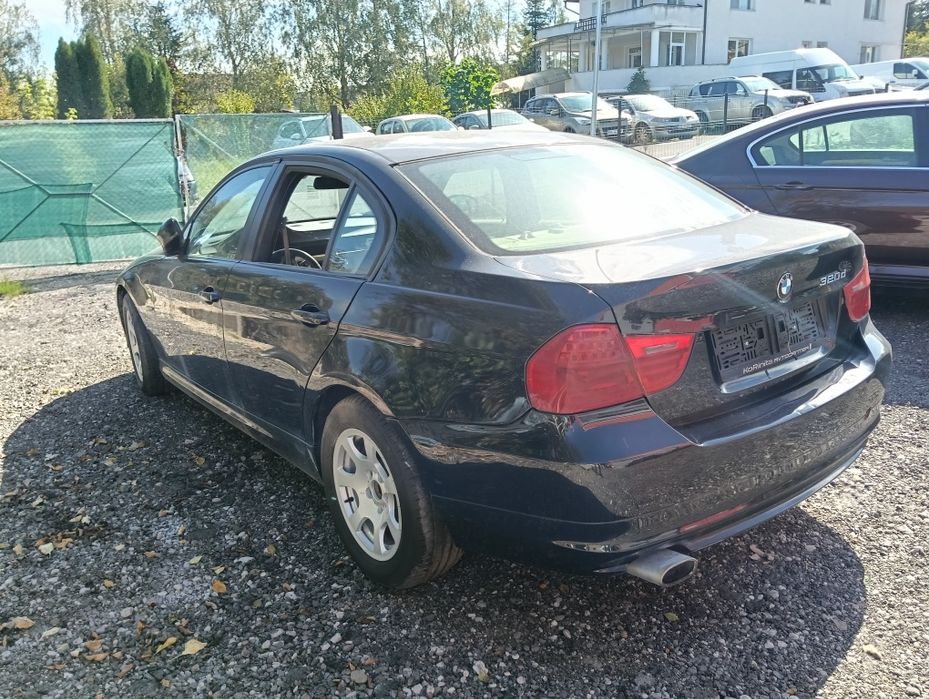 BMW 320d 2010 inundat