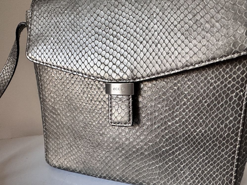 Чанта Ecco crossbody естествена кожа
