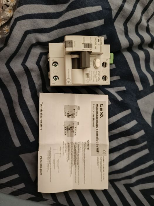 Contactor și relee smart