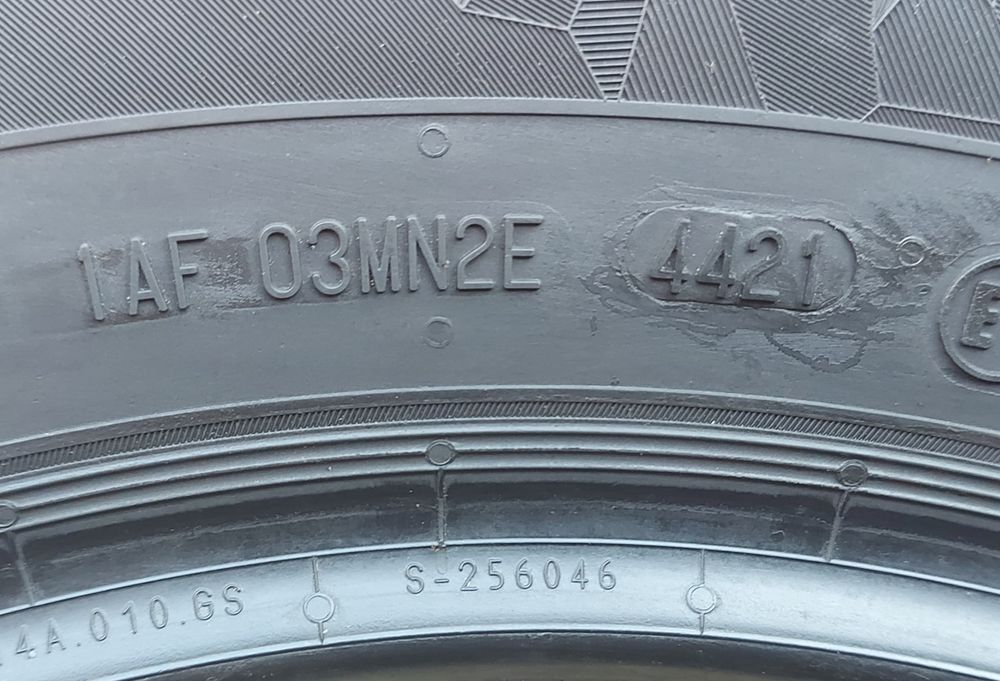 Set 2buc 215/65 R16 98H XL Semperit Speed-Grip 5 M+S iarnă