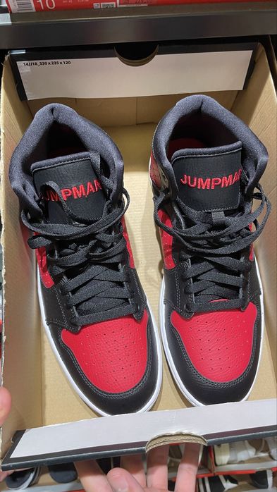 Nike кроссовки оргинал продаеться