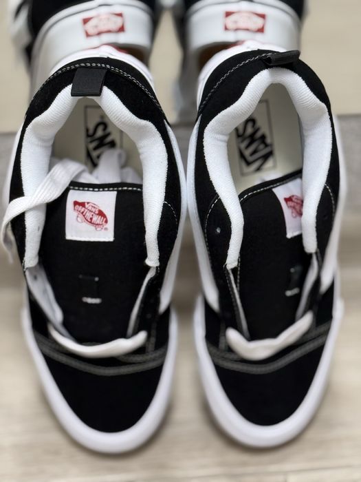 Кецове Vans Knu Skool