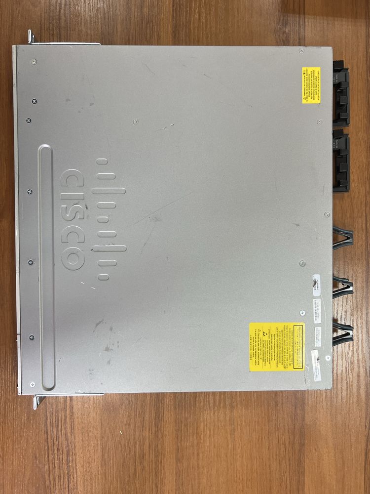 Cisco WS-C3850-48T-L v07