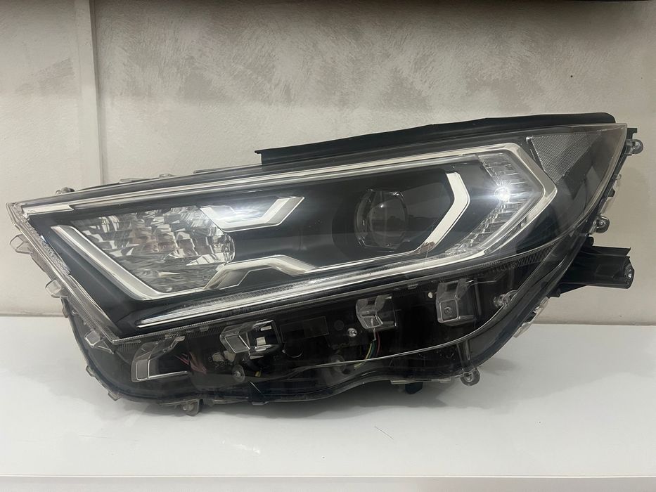 Far Stanga Full Led Original Toyota RAV4  [2019 - 2022]