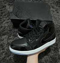 Jordan 1 Mid Space Jam 40