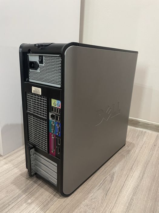 Настолен компютър Dell Optiplex 760
