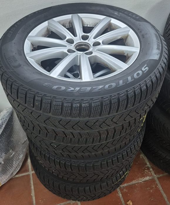 jante originale VW + anvelope iarna Pirelli 215 60 R16 99H; DOT3423