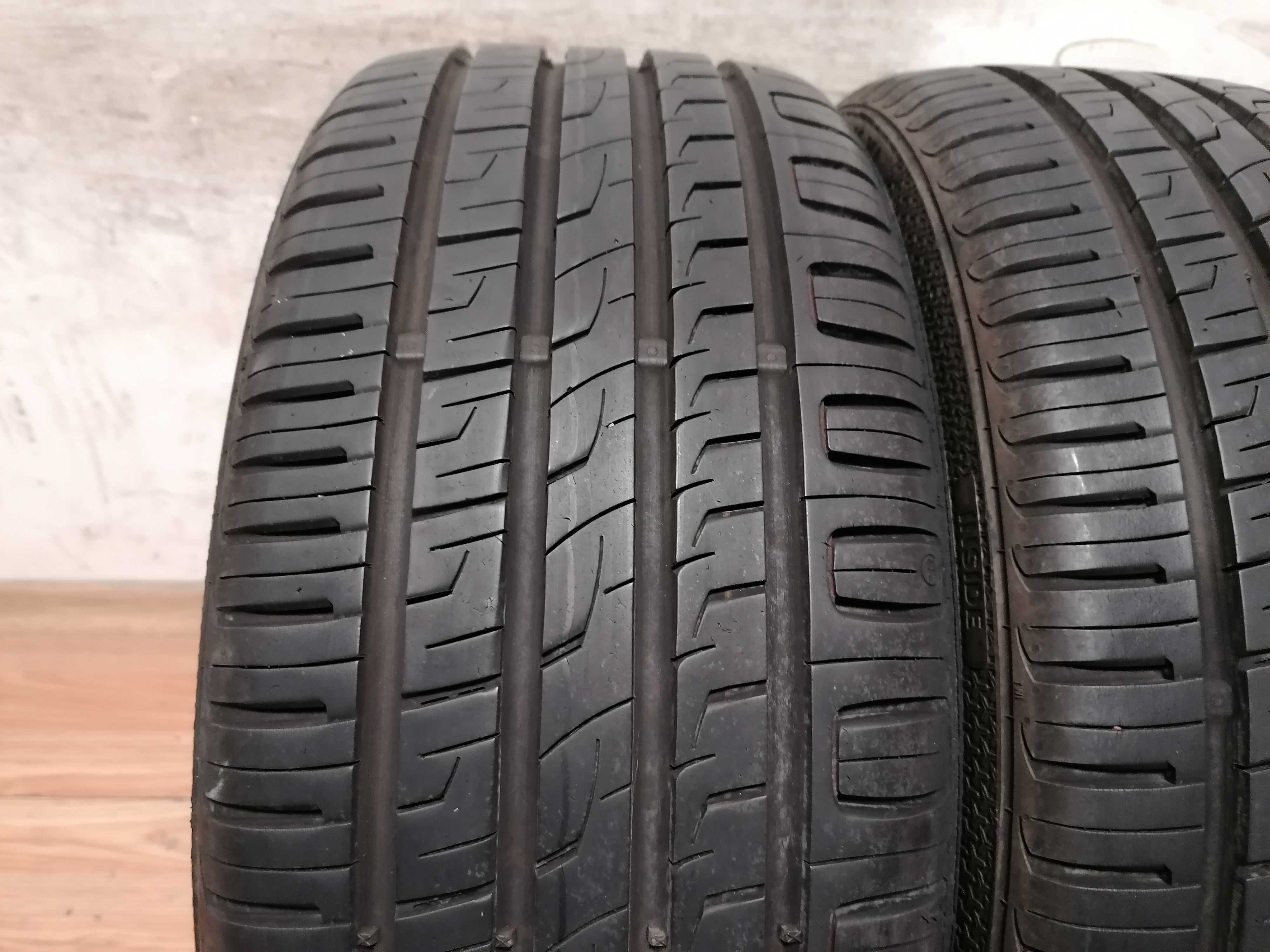 2 бр. 215/45/17 Dunlop / 2 бр. 215/40/17 летни гуми