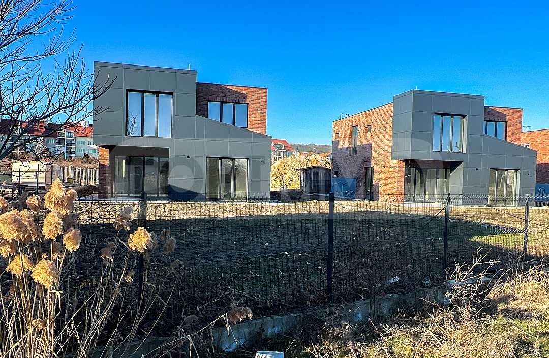 Продава се Къща в Варна, Виница - 223 кв.м за 1651 €/кв.м - Снимка #11