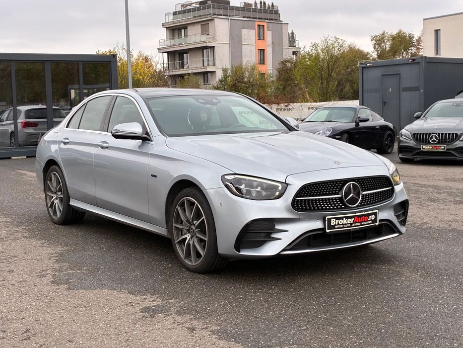 Mercedes-Benz E 4Matic/Pano/Burmester/Memorii/Distronic/Garantie
