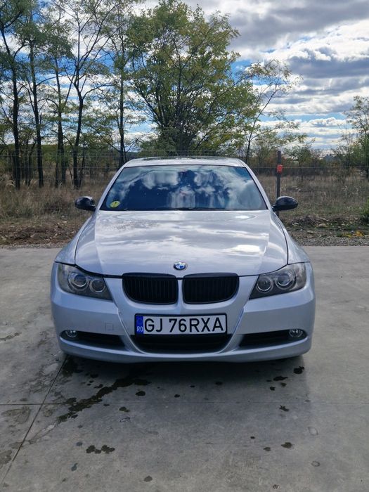 Vând bmw e90 320d