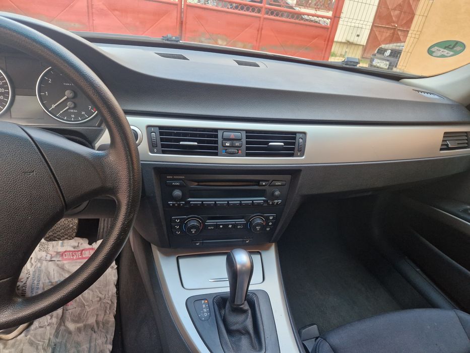 Bmw e90 320i automat