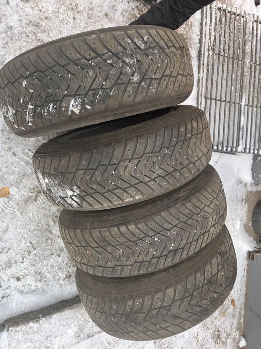 Продам зимнюю резину