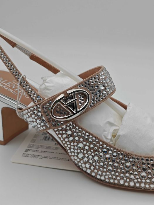 Valentino Garavani V Logo Locker 60