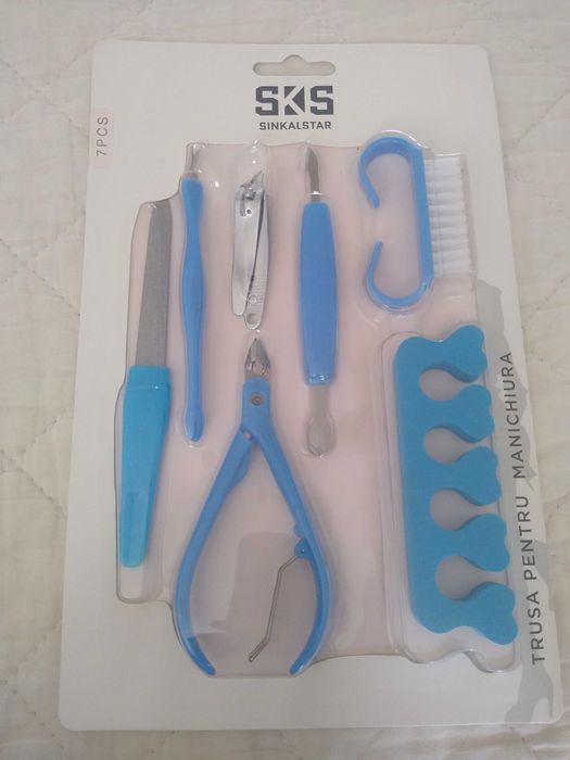 Set trusa manichiura pedichiura (7 piese)