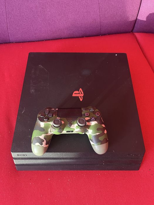 Ps4 pro 1TB stare impecabila