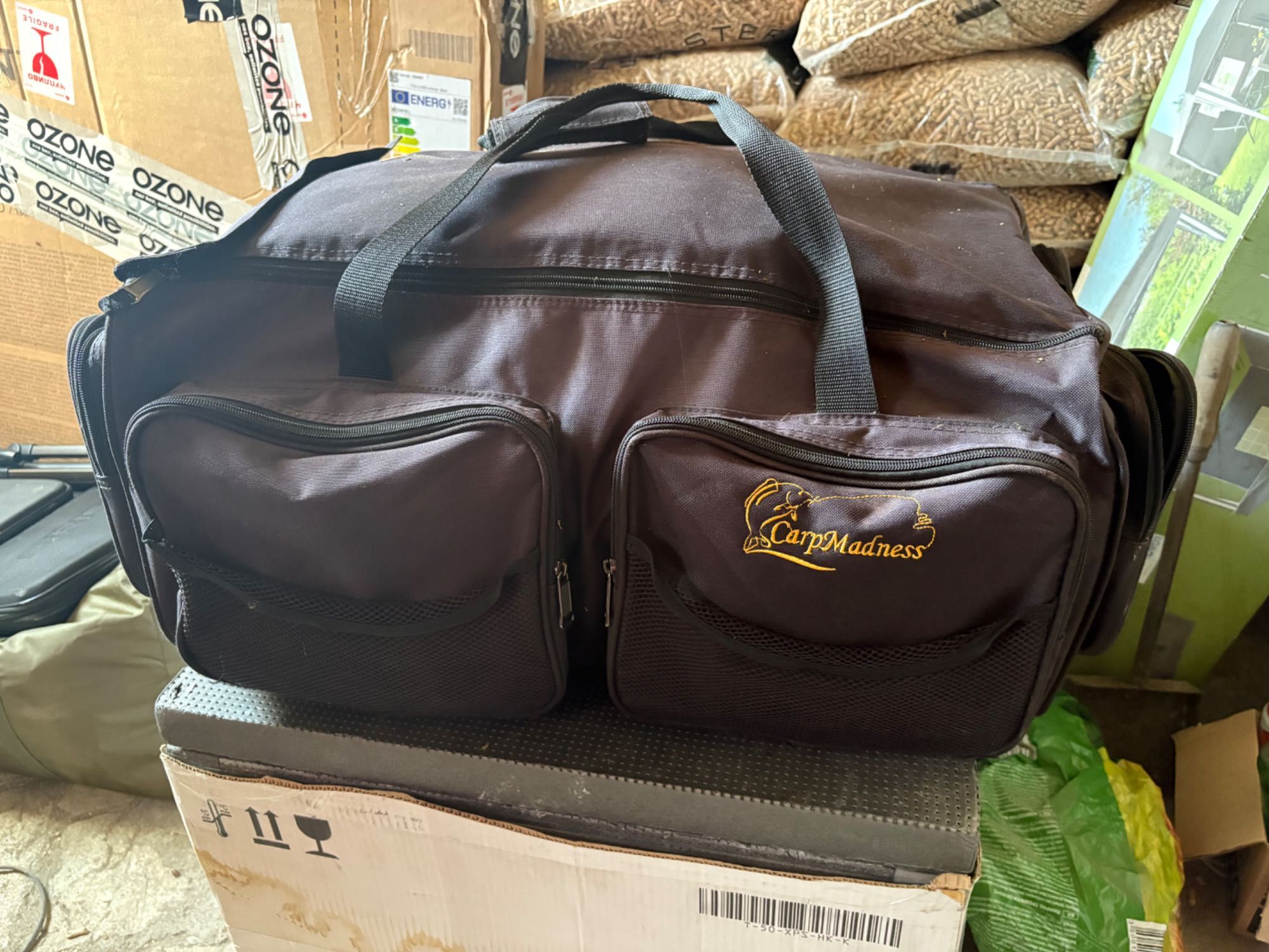 Лодка за захранка Carpmadness / Toslon + сонар и GPS