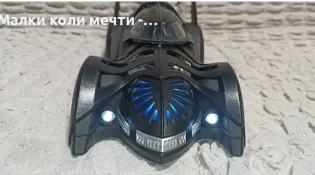 Метална кола Batmobile - мащаб 1:18