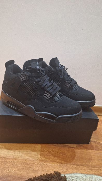 Jordan 4 Black cat