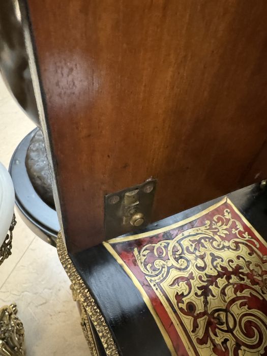 Secretair/ Boulle/ birou restaurat