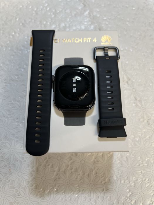Huawei Watch FIT 4