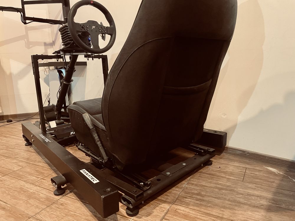 Fanatec CSL Gran Turismo DD PRO + simrig / PS5 / PC / XBOX