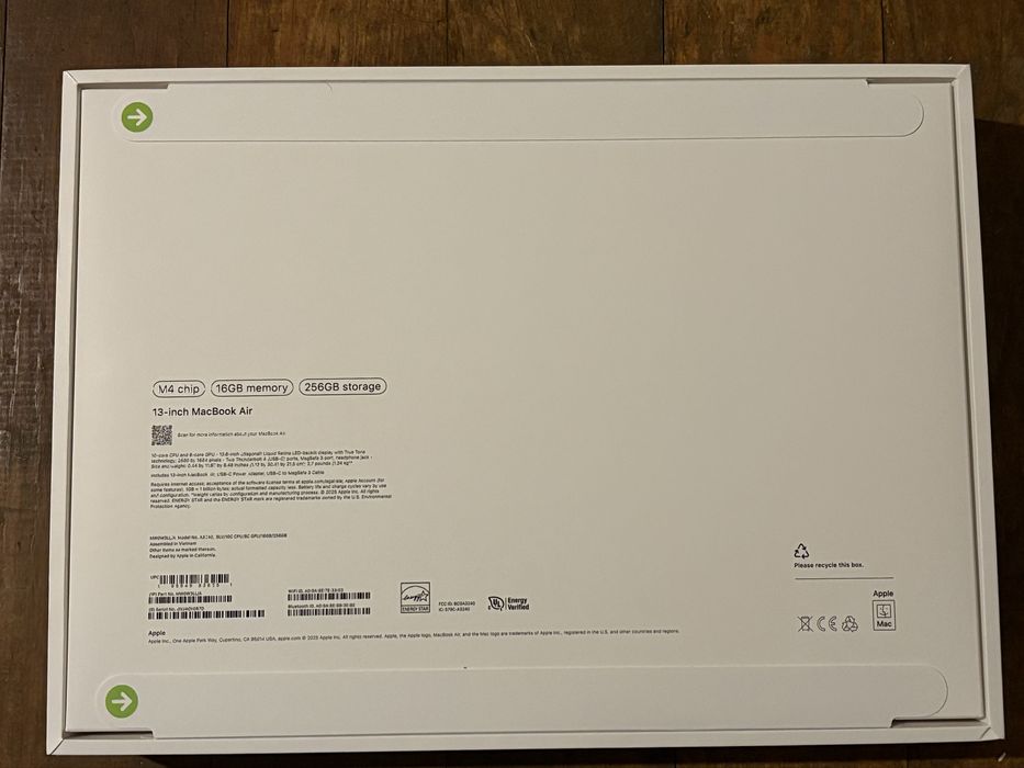 MacBook Air 2025 (13-инчов) M4 чип