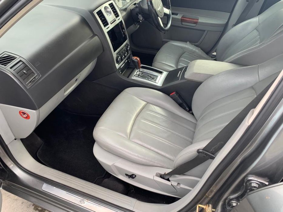 Dezmembrez Chrysler 300C 3.0 v6/bara completa/usa/portbagaj/roti/