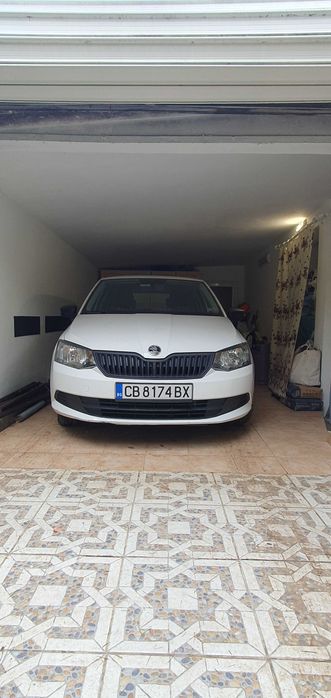 Шкода фабиа 1,1 бензин газ заводска.
