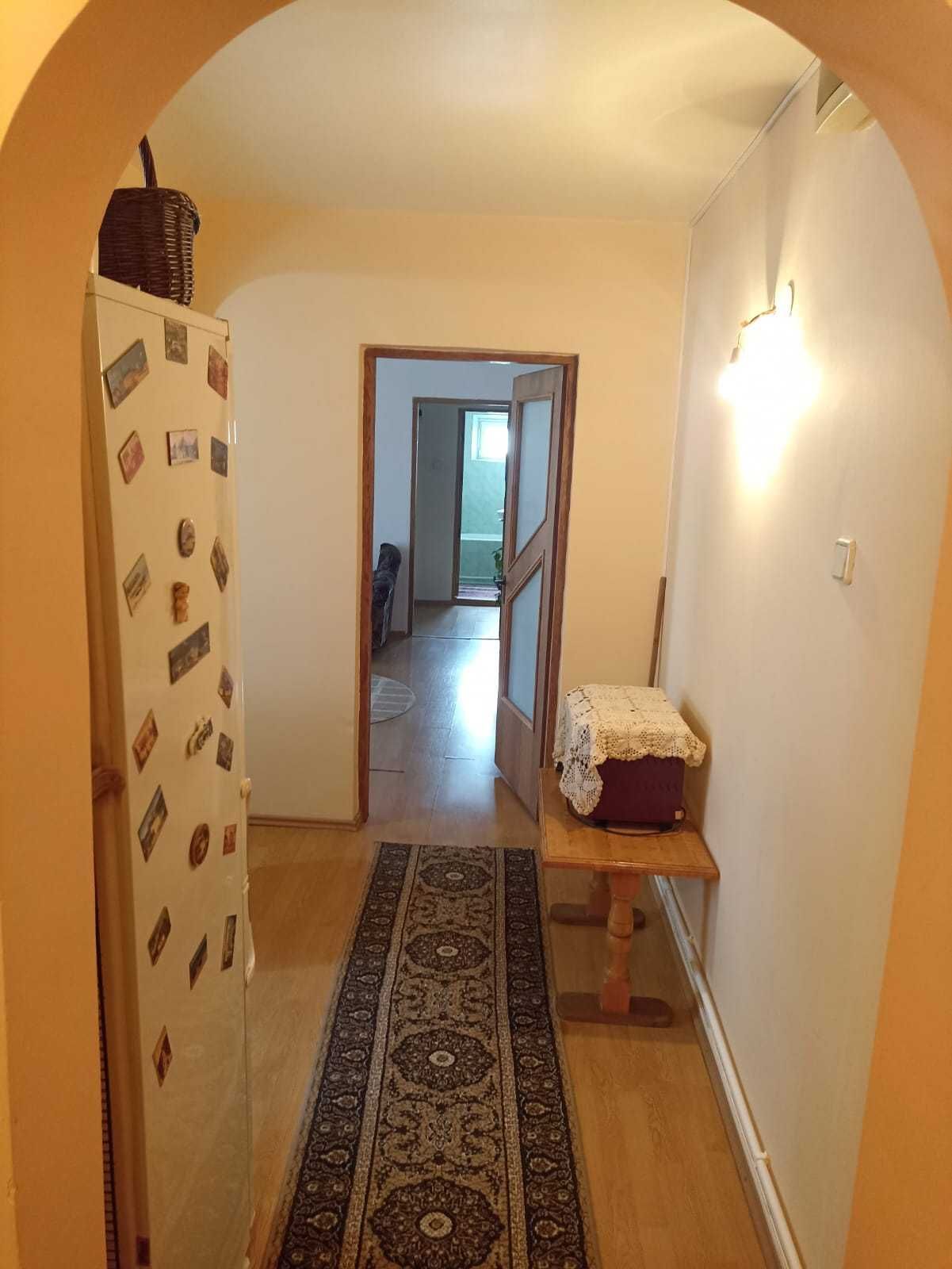 Apartament 3 camere