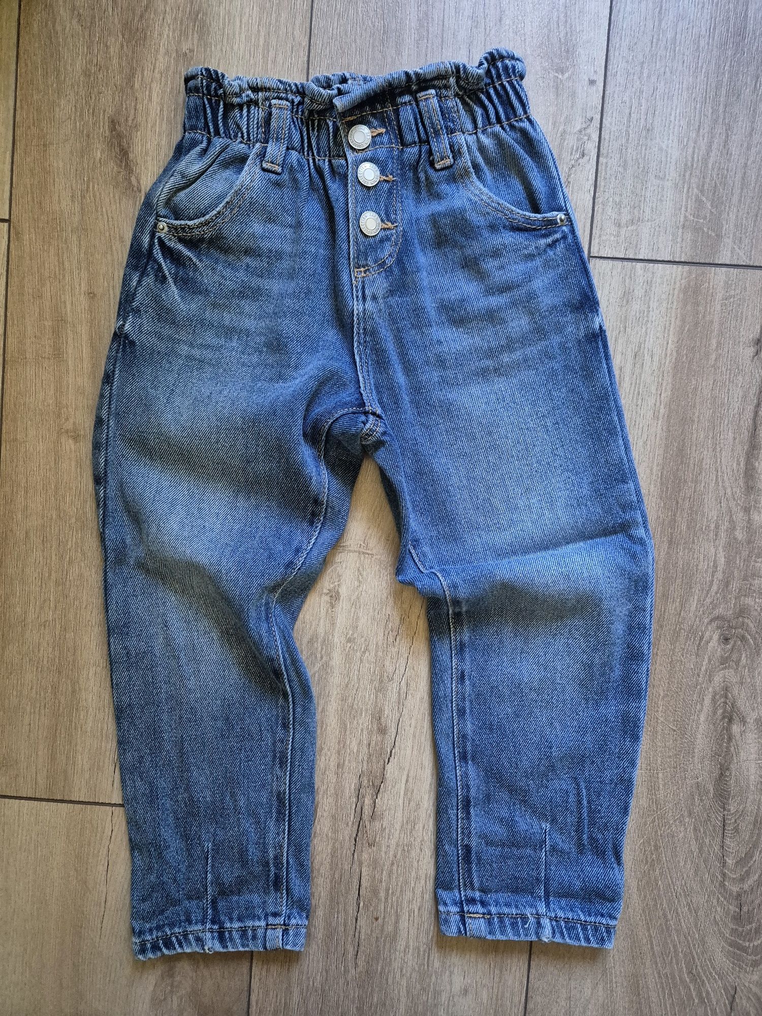Guess,Zara, Biilieblush размер 4-5г.