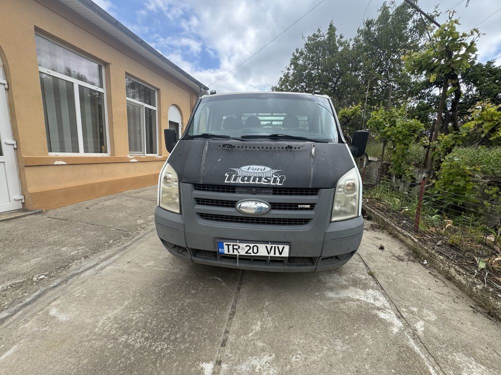 De vanzare ford transit sau schimb cu auto 8 locuri.