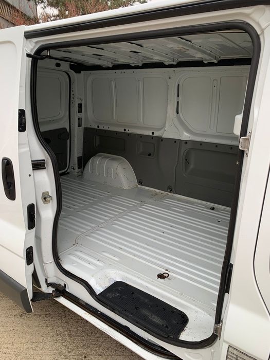 Renault Trafic 2.0 CDTI 115CP Euro 5 – An 2012 – Lung – Clima