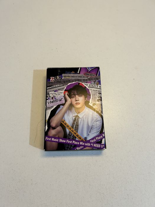 ломо карты с Джин из БТС.