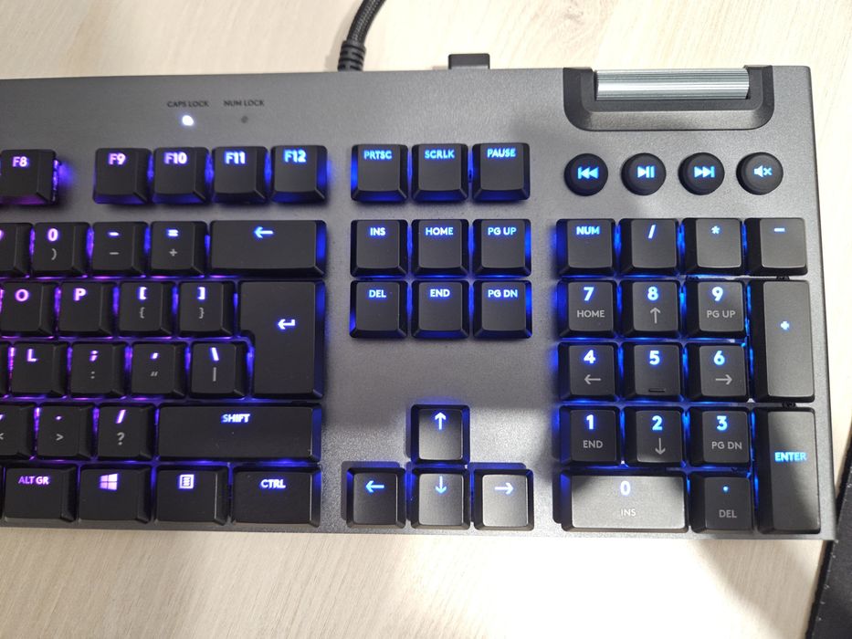 Tastatură Gaming Logitech G815 cu switchuri GL Linear