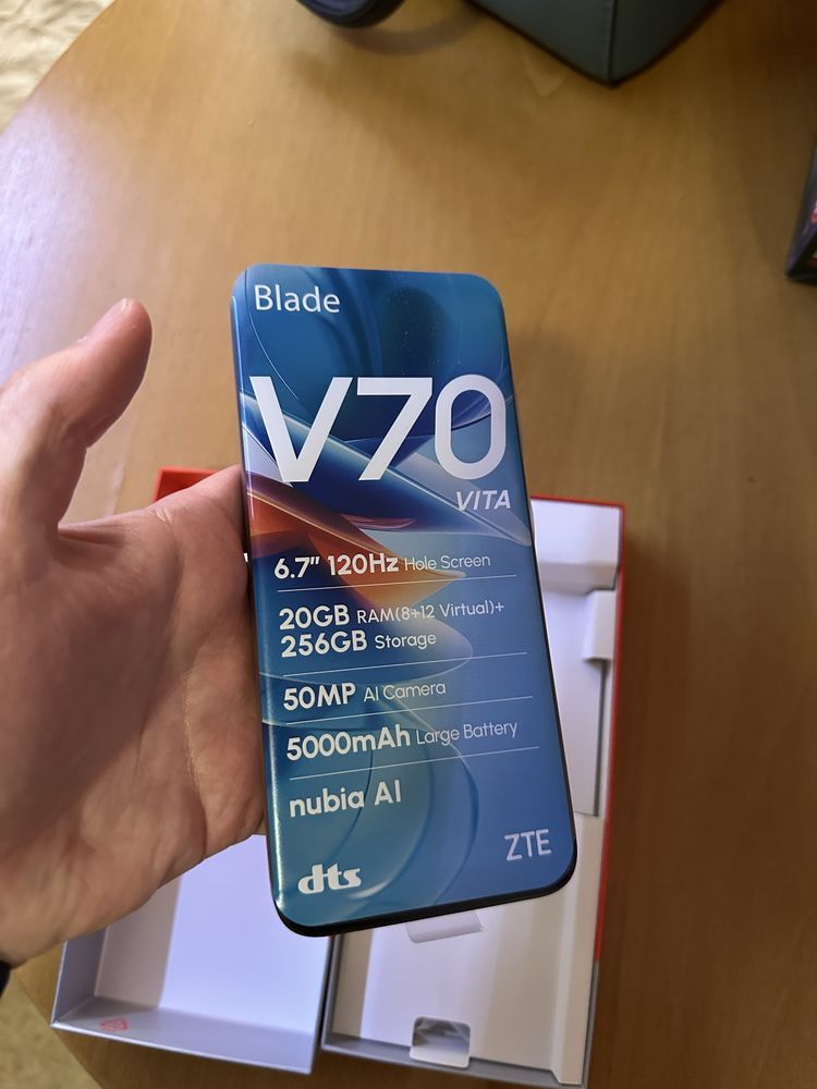 Чисто нов ZTE Blade V70 - запечатан с лепенки