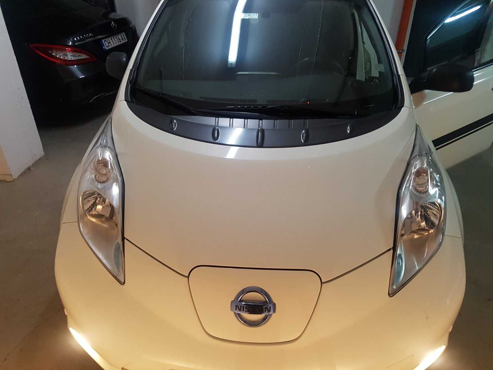 Nissan Leaf electric drive електрически автомобил