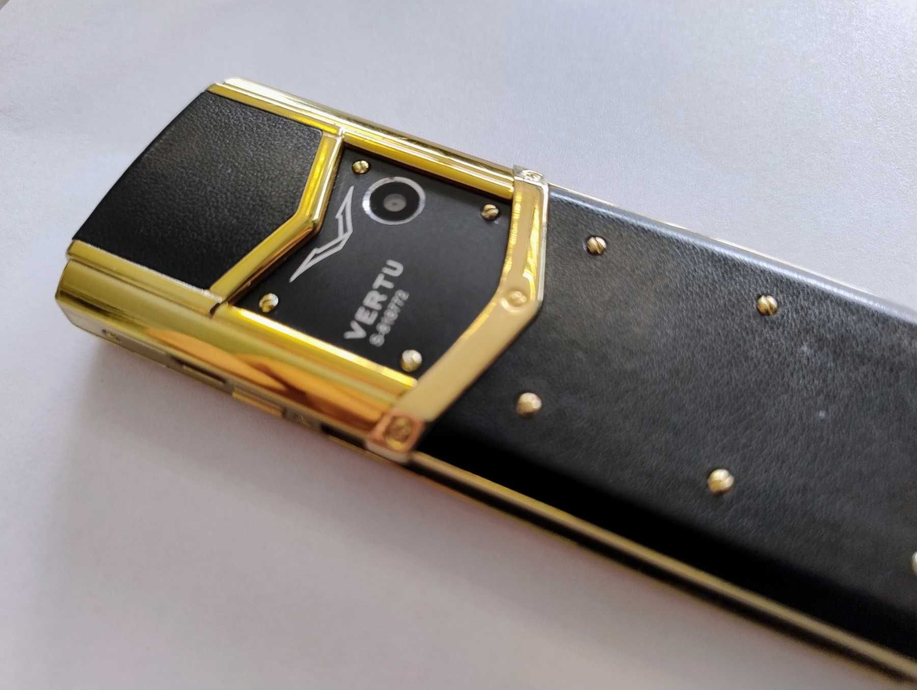 Мобилен телефон VERTU