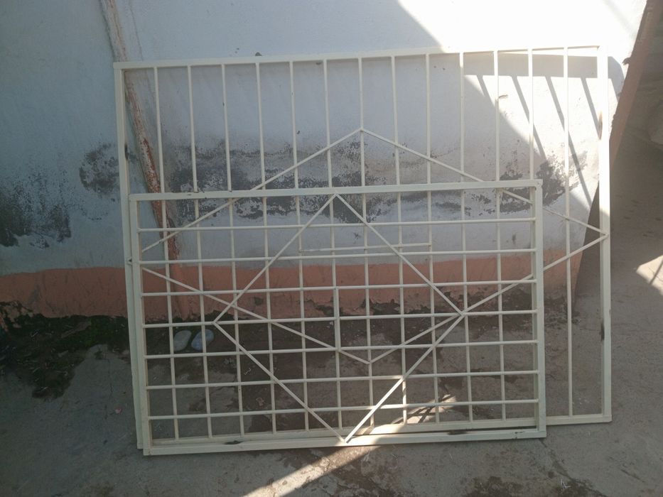 Продам срочно решетки для окоң