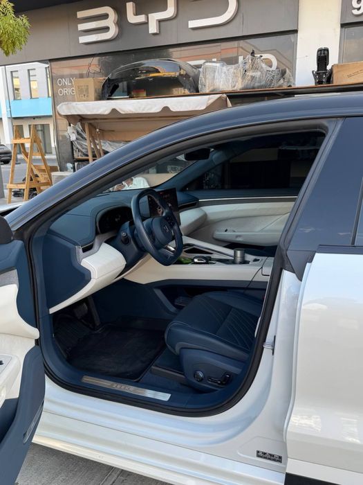 Zeekr 001 you full 2024 restayling