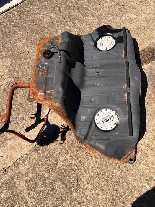 Rezervor combustibil motorina Mercedes S320 S350 S400 S420 W221 CDI