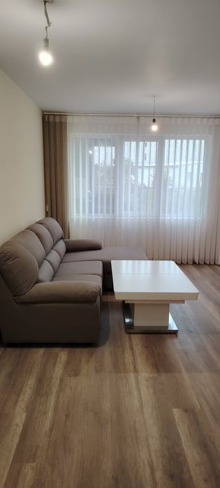 Дава се под наем Двустаен апартамент в Варна, Кайсиева градина - 52 кв.м за 459 € - Снимка #2