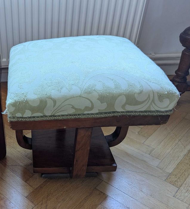 Taburet lemn tapițat