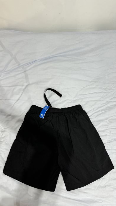 Pantaloni Adidas cu curea, masura l