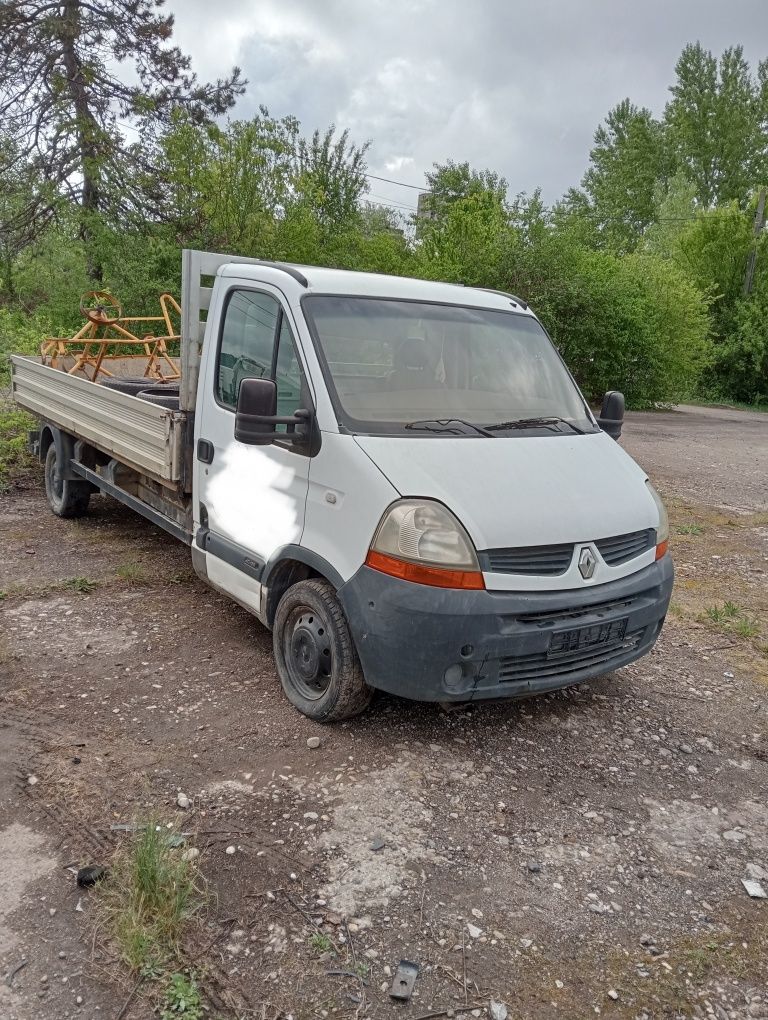 Dezmembrez Renault Master 2.5tdi 120 cai